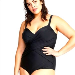 Old Navy Black Rouched One-Piece 4x